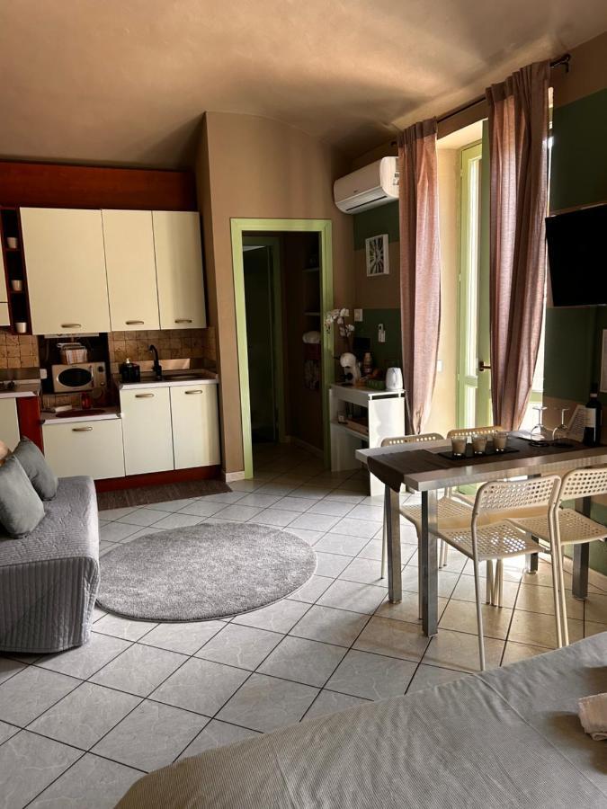Bon Bon Del Corso Con Terrazzo E Aria Condizionata Leilighet Asti Eksteriør bilde